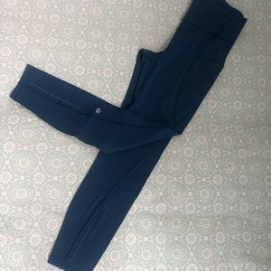 Lululemon Break Free tight
